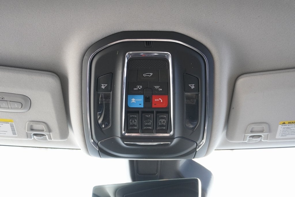 2023 Jeep Grand Cherokee L Limited 4x4