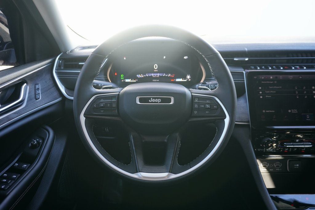 2023 Jeep Grand Cherokee L Limited 4x4