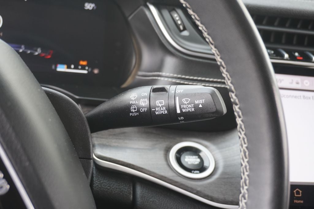 2023 Jeep Grand Cherokee L Limited 4x4