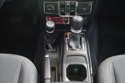2025 Jeep Wrangler 4-Door Willys 4x4