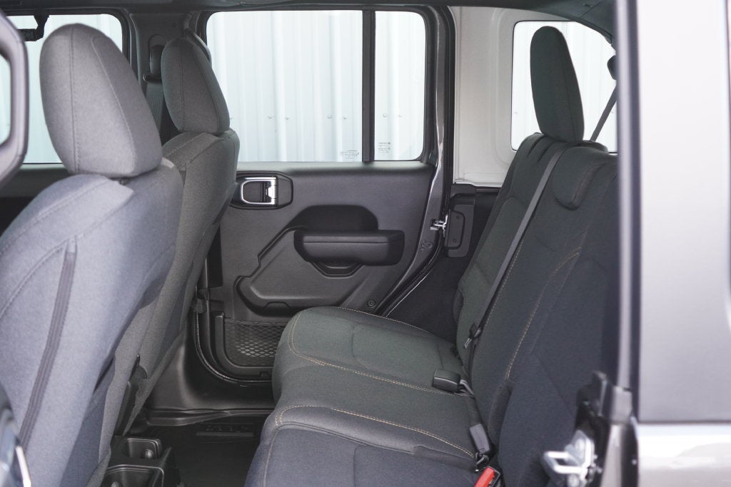 2025 Jeep Wrangler 4-Door Willys 4x4