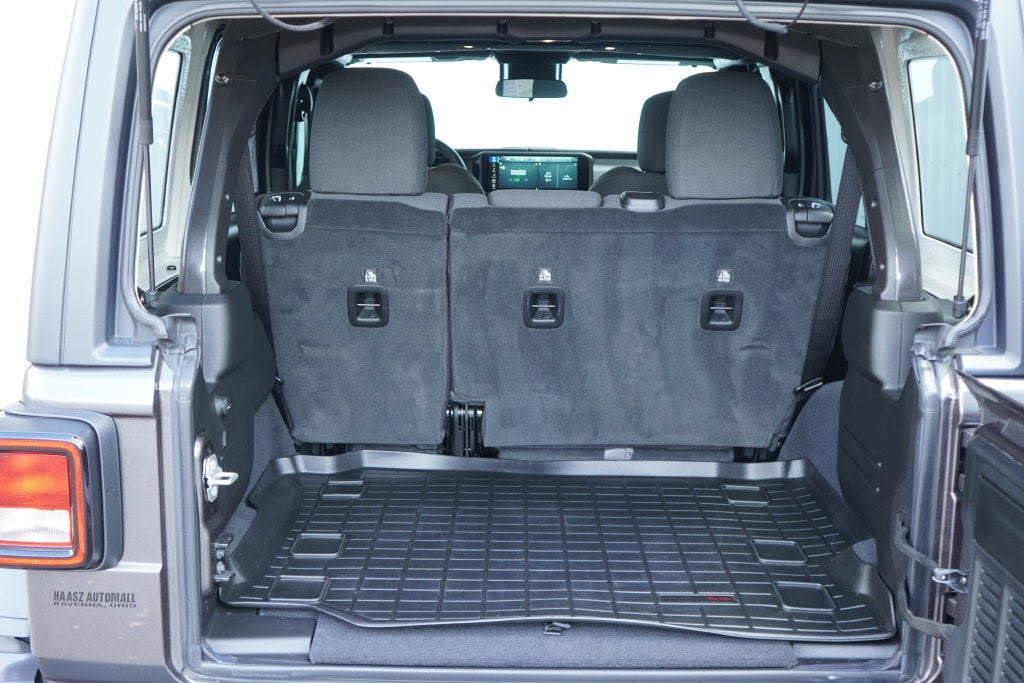 2025 Jeep Wrangler 4-Door Willys 4x4