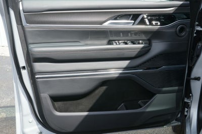 2025 Jeep Grand Wagoneer L Obsidian 4x4