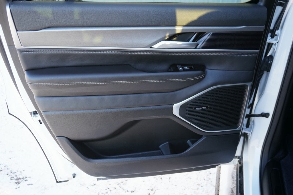 2025 Jeep Wagoneer WAGONEER CARBIDE 4X4