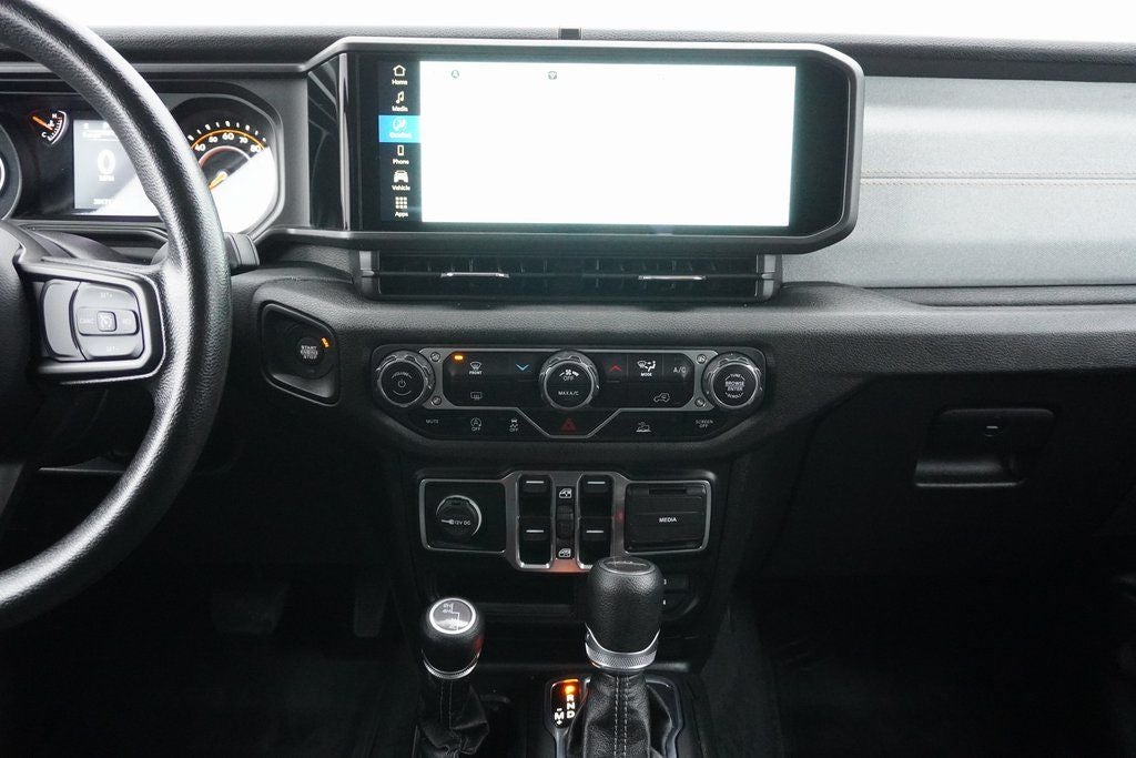 2024 Jeep Gladiator Nighthawk