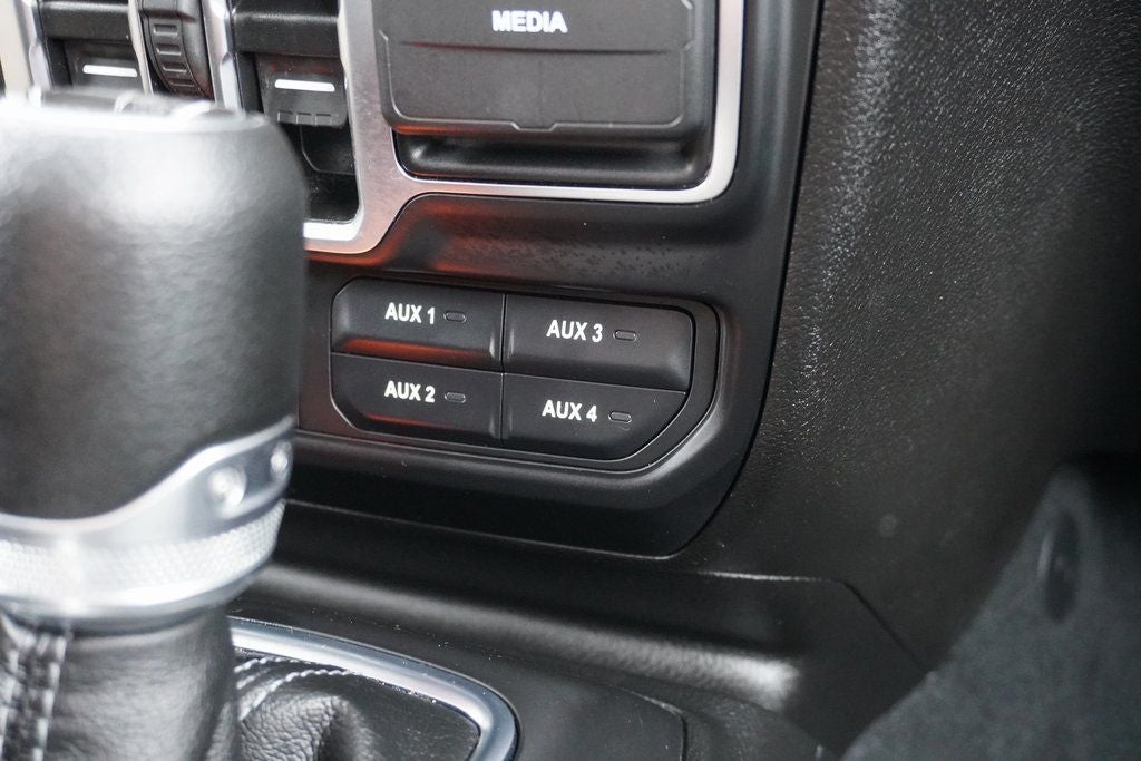 2024 Jeep Gladiator Nighthawk