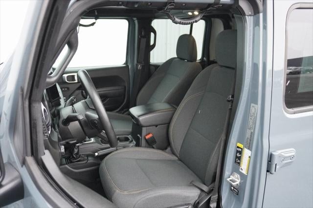 2024 Jeep Gladiator Sport photo 4