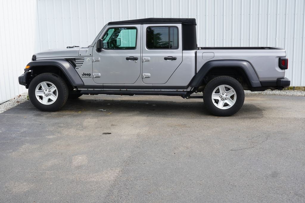 2020 Jeep Gladiator Sport