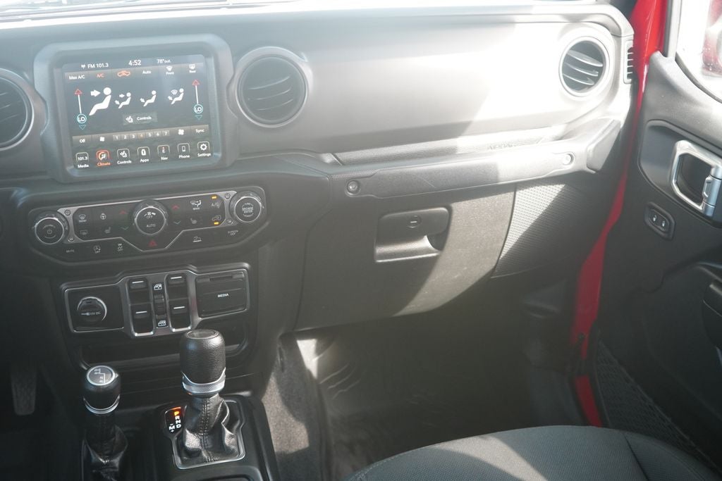2022 Jeep Gladiator Willys 4x4