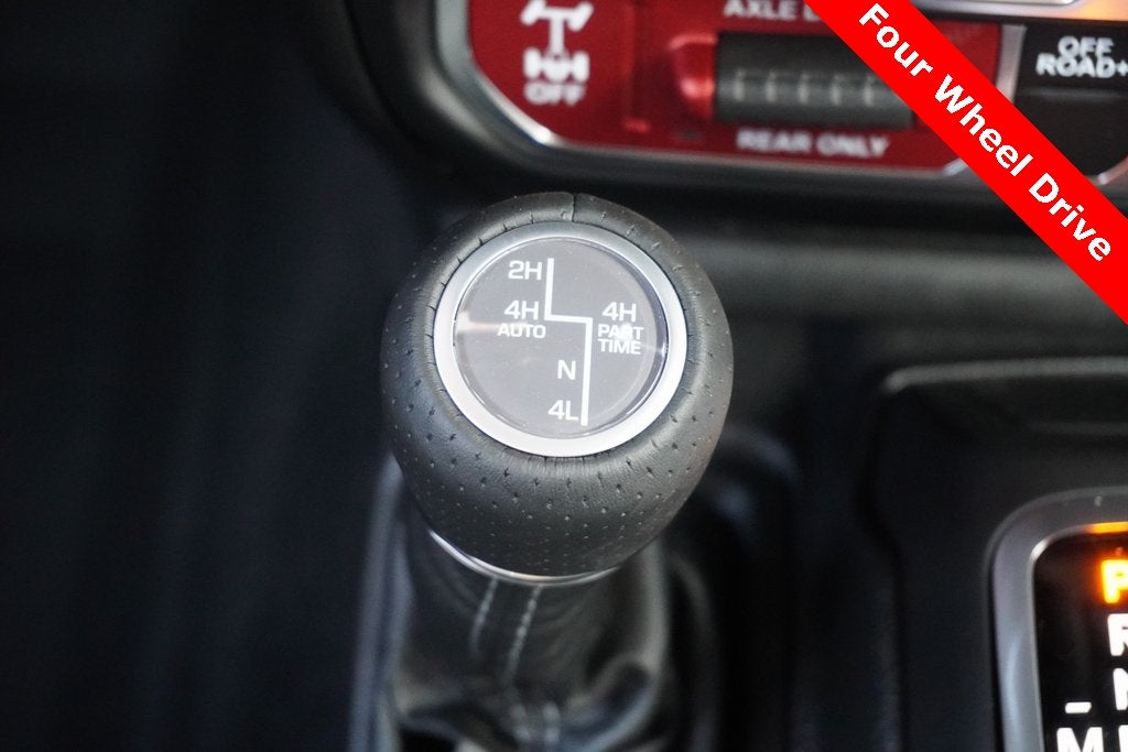 2026 Jeep Gladiator GLADIATOR MOJAVE X 4X4