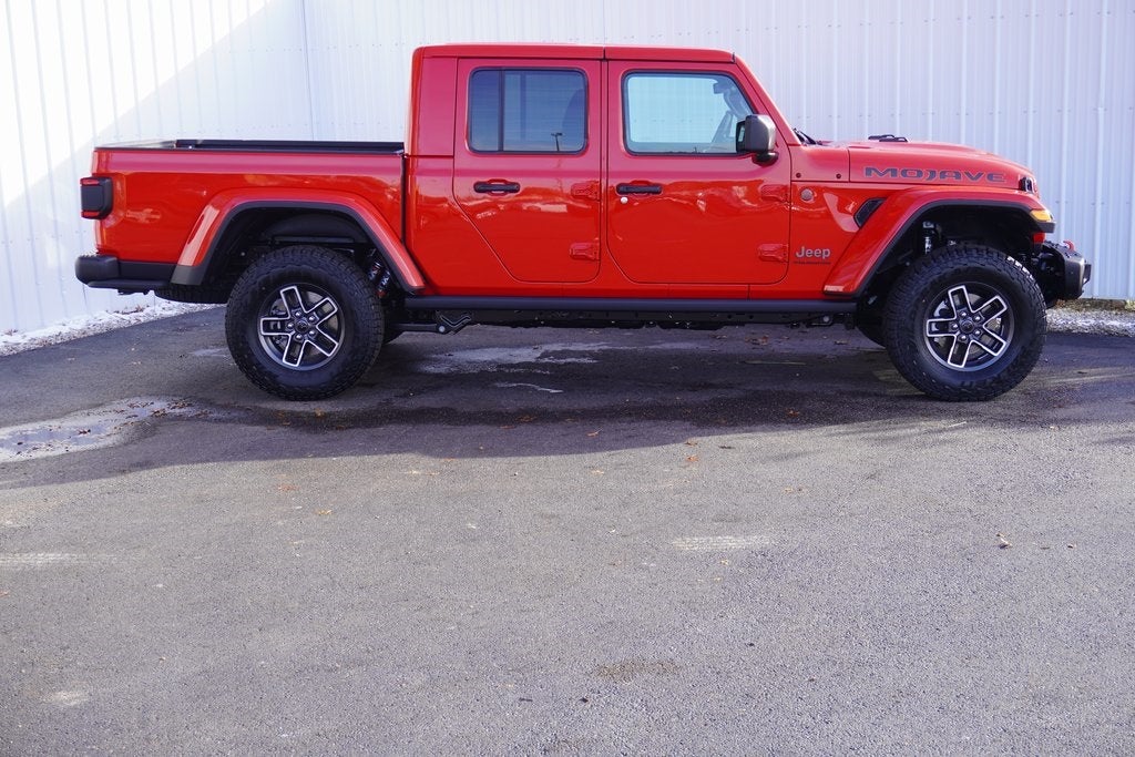 2026 Jeep Gladiator GLADIATOR MOJAVE X 4X4