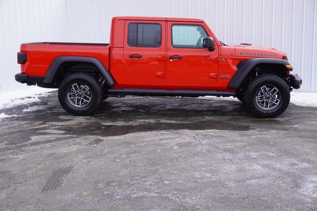 2026 Jeep Gladiator GLADIATOR MOJAVE 4X4