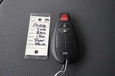 2019 RAM 1500 Classic Tradesman Quad Cab 4x2 6'4' Box