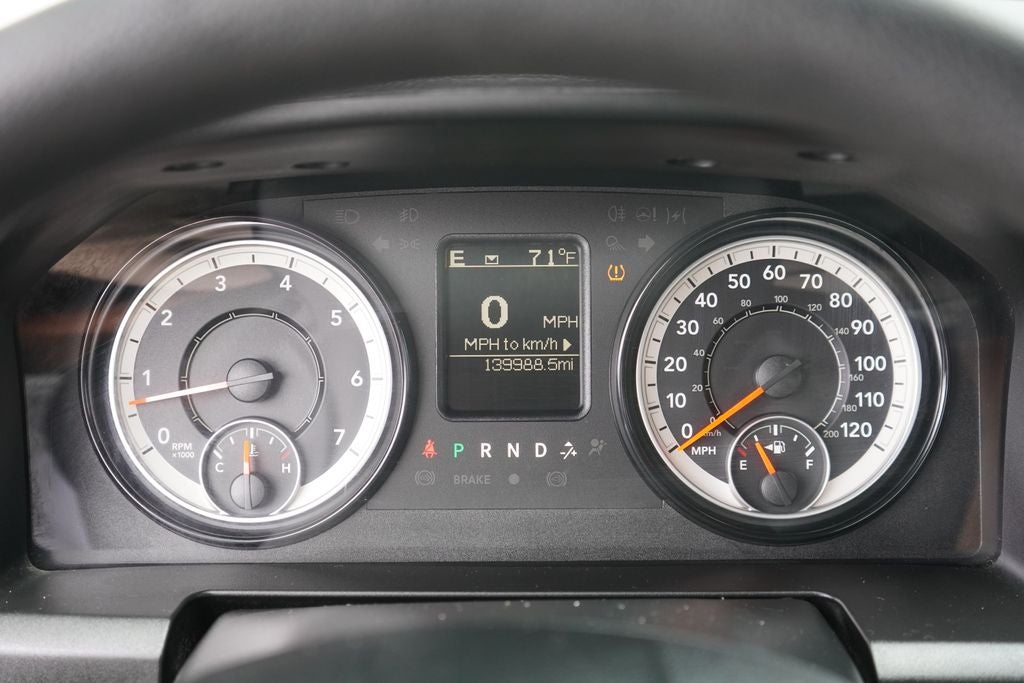 2019 RAM 1500 Classic Express Quad Cab 4x4 6'4' Box