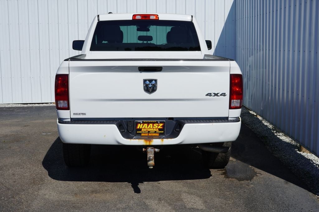 2018 RAM 1500 Express Quad Cab 4x4 6'4' Box
