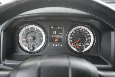 2018 RAM 1500 Express Quad Cab 4x4 6'4' Box