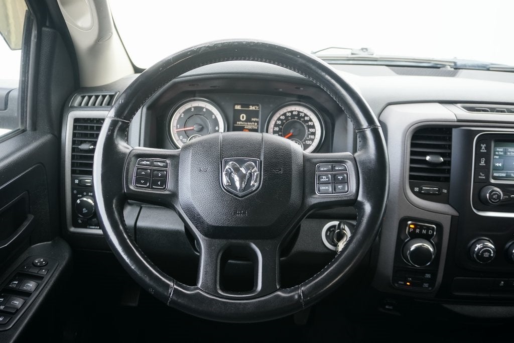 2018 RAM 1500 Express Quad Cab 4x4 6'4' Box