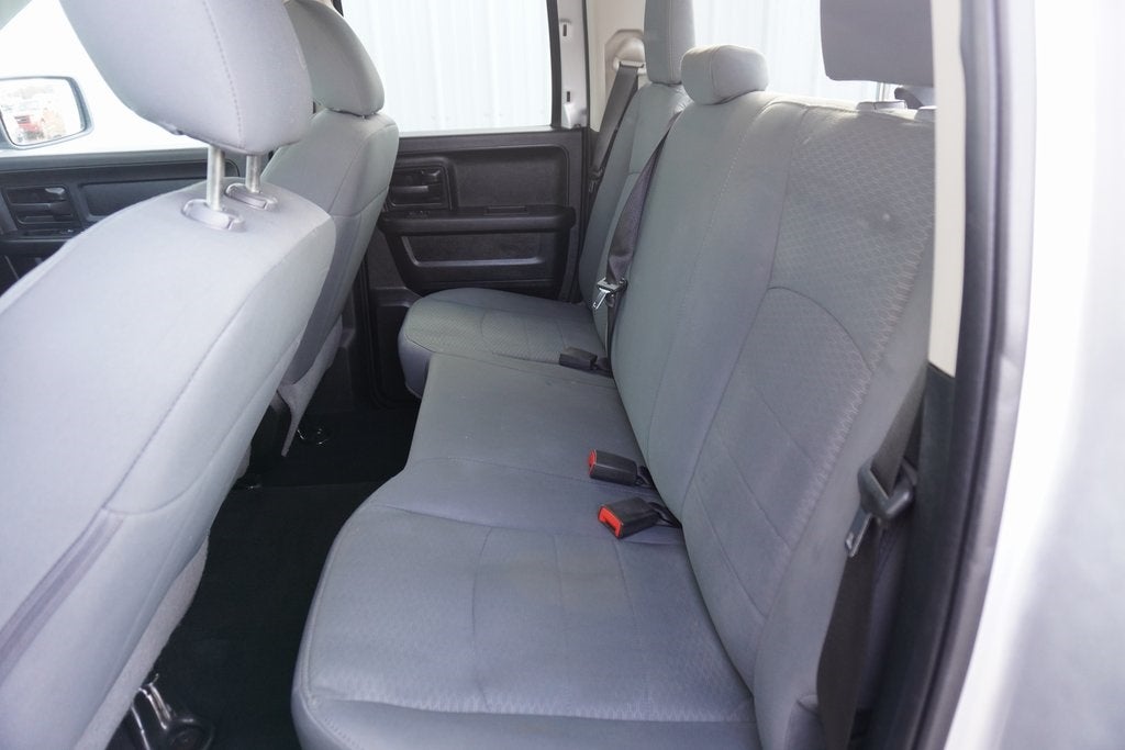 2018 RAM 1500 Express Quad Cab 4x4 6'4' Box