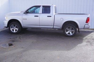 2018 RAM 1500 Express Quad Cab 4x4 6'4' Box