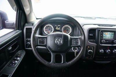 2017 RAM 1500 Express Quad Cab 4x4 6'4' Box