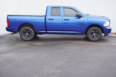 2017 RAM 1500 Express Quad Cab 4x4 6'4' Box
