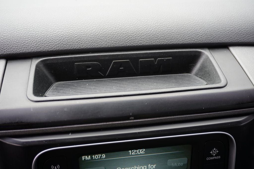 2017 RAM 1500 Express Quad Cab 4x4 6'4' Box