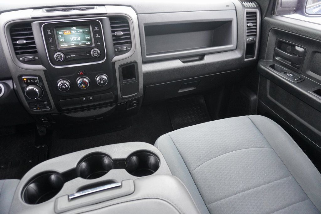 2017 RAM 1500 Express Quad Cab 4x4 6'4' Box