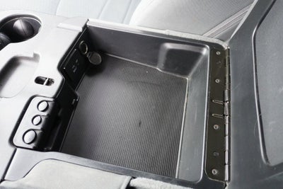 2017 RAM 1500 Express Quad Cab 4x4 6'4' Box