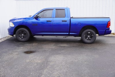 2017 RAM 1500 Express Quad Cab 4x4 6'4' Box