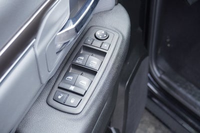 2024 RAM 1500 Classic SLT Quad Cab 4x4 6'4' Box