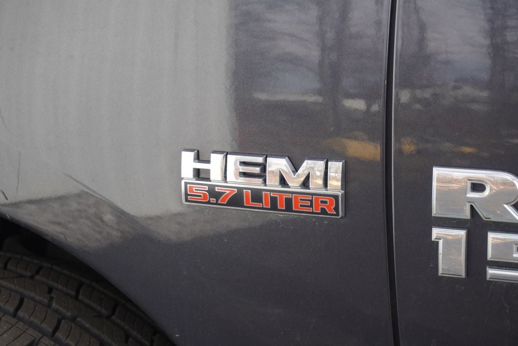 2018 RAM 1500 Big Horn Quad Cab 4x4 6'4' Box