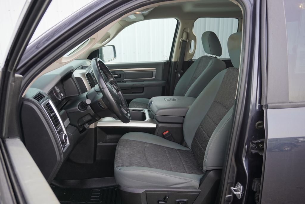 2018 RAM 1500 Big Horn Quad Cab 4x4 6'4' Box