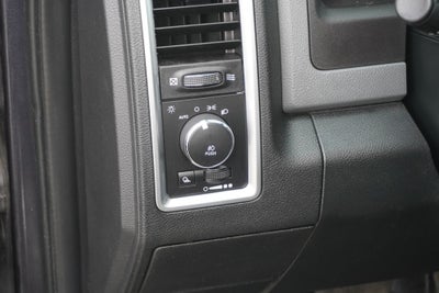 2018 RAM 1500 Big Horn Quad Cab 4x4 6'4' Box