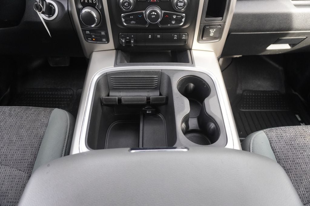 2018 RAM 1500 Big Horn Quad Cab 4x4 6'4' Box