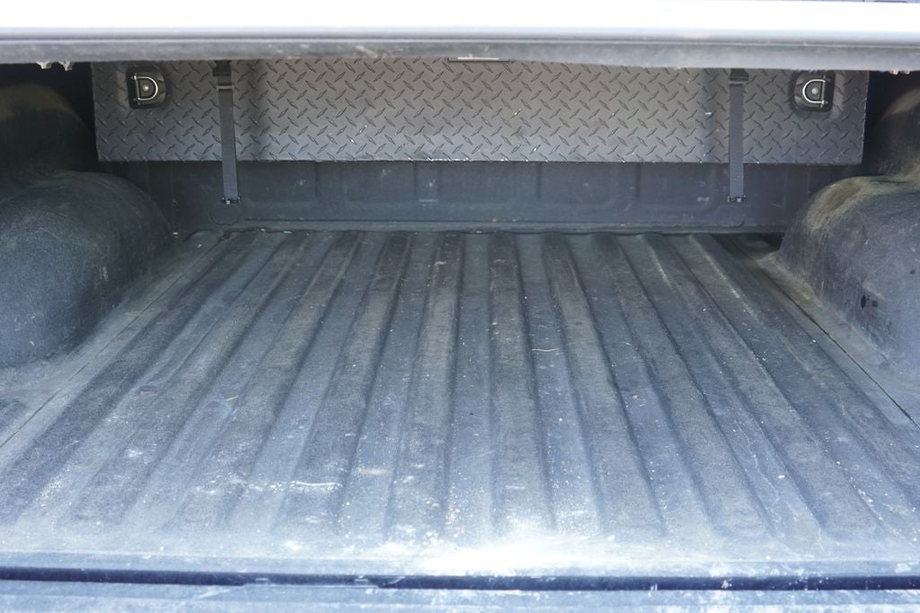 2017 RAM 1500 Laramie Crew Cab 4x4 5'7' Box