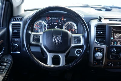2017 RAM 1500 Laramie Crew Cab 4x4 5'7' Box