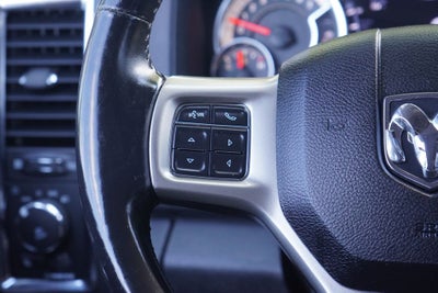 2017 RAM 1500 Laramie Crew Cab 4x4 5'7' Box