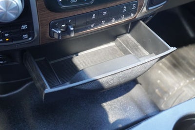2017 RAM 1500 Laramie Crew Cab 4x4 5'7' Box