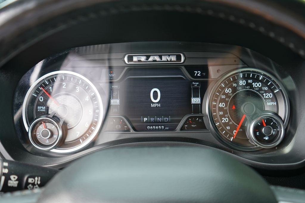 2021 RAM 1500 Big Horn Quad Cab 4x4 6'4' Box