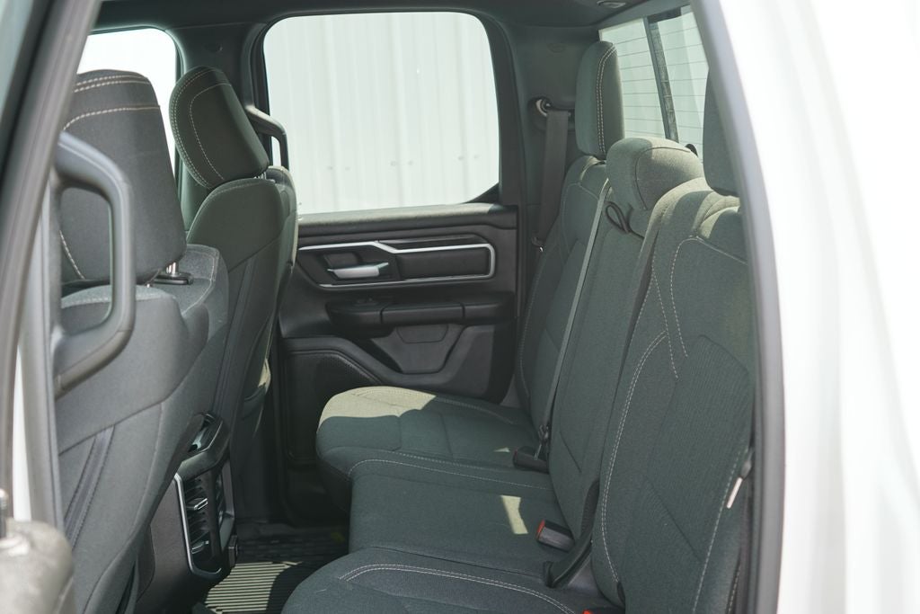 2021 RAM 1500 Big Horn Quad Cab 4x4 6'4' Box