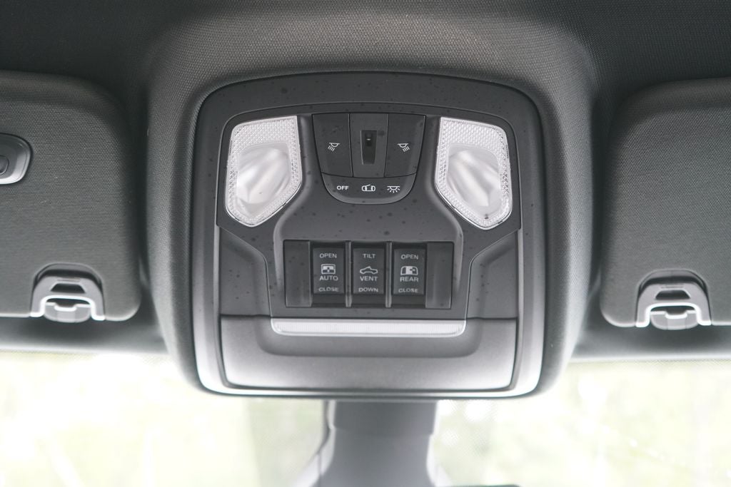 2021 RAM 1500 Big Horn Quad Cab 4x4 6'4' Box