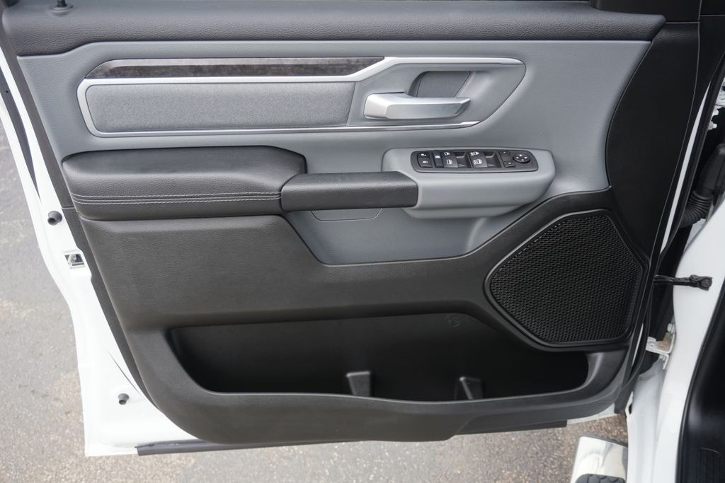 2023 RAM 1500 Big Horn Quad Cab 4x4 6'4' Box