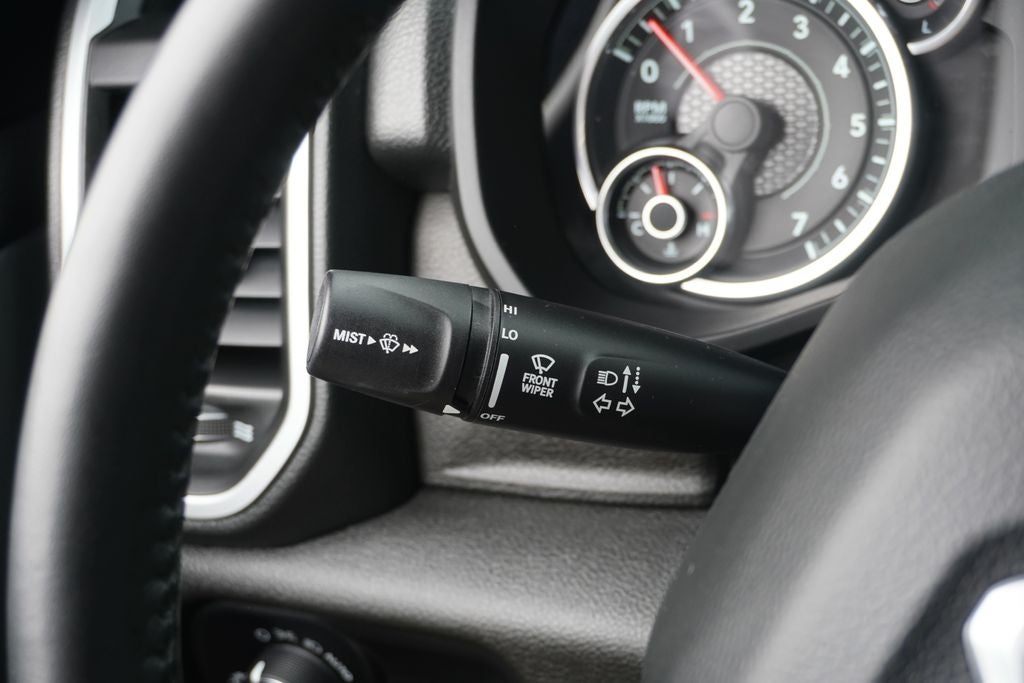 2023 RAM 1500 Big Horn Quad Cab 4x4 6'4' Box