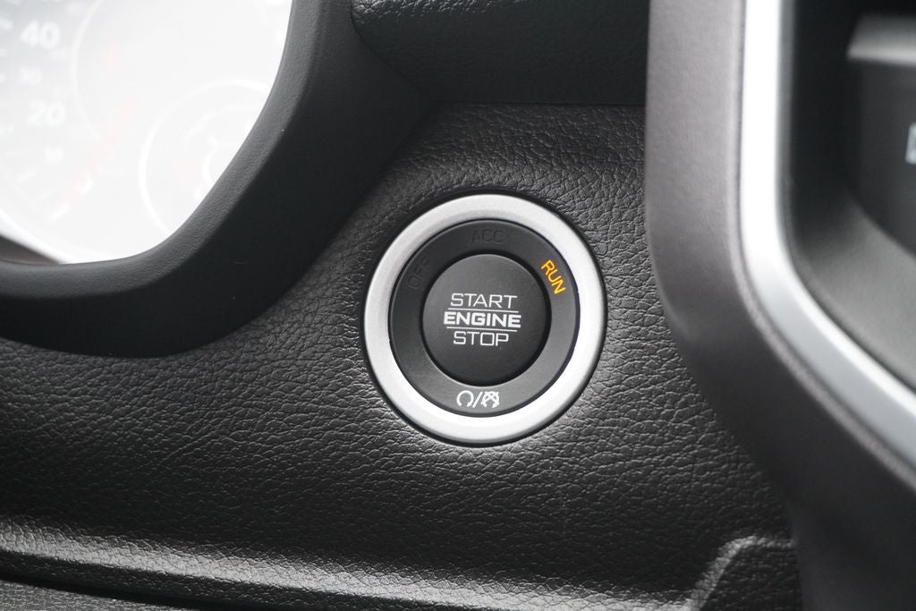 2023 RAM 1500 Big Horn Quad Cab 4x4 6'4' Box