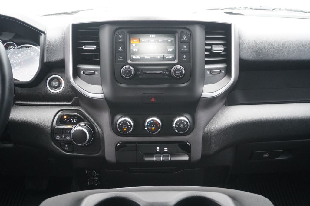 2023 RAM 1500 Big Horn Quad Cab 4x4 6'4' Box