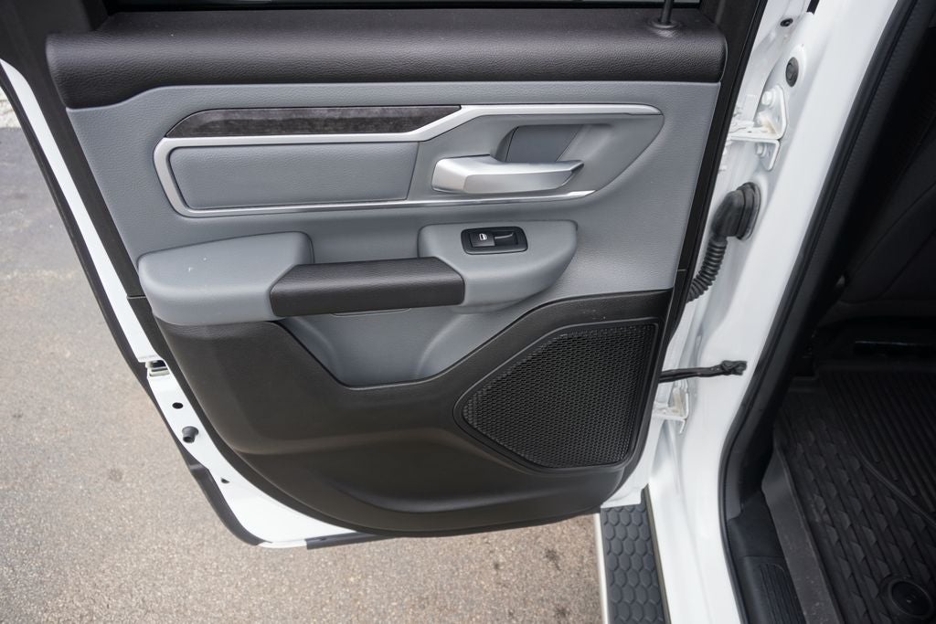 2023 RAM 1500 Big Horn Quad Cab 4x4 6'4' Box