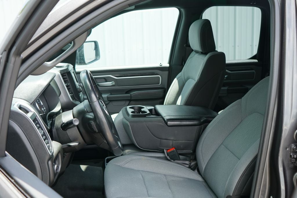 2022 RAM 1500 Big Horn Quad Cab 4x4 6'4' Box