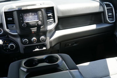 2022 RAM 1500 Big Horn Quad Cab 4x4 6'4' Box