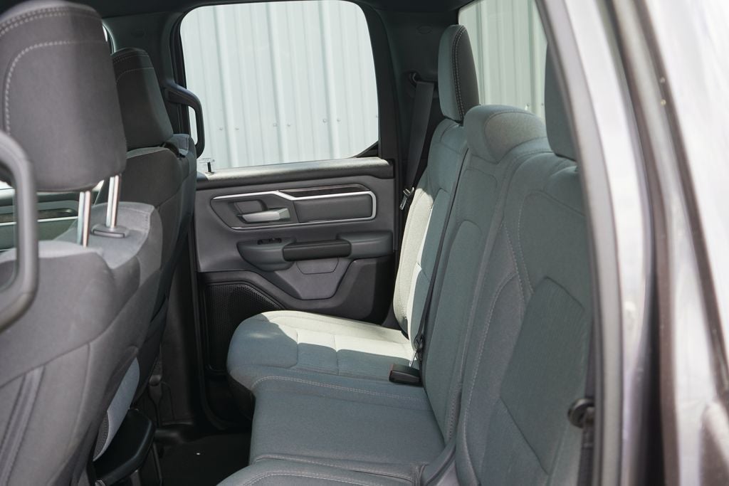 2022 RAM 1500 Big Horn Quad Cab 4x4 6'4' Box