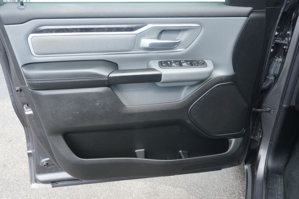 2022 RAM 1500 Big Horn Quad Cab 4x4 6'4' Box